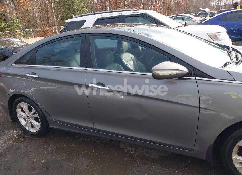 Photo 13 of 2013 Hyundai Sonata LIMITED (VIN 5NPEC4AC4DH637754)