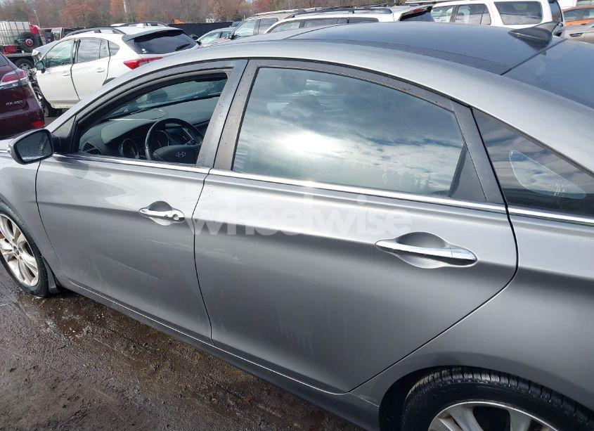 Photo 14 of 2013 Hyundai Sonata LIMITED (VIN 5NPEC4AC4DH637754)