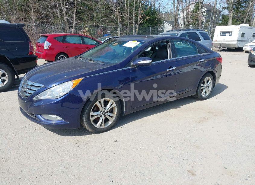 Photo 2 of 2013 Hyundai Sonata LIMITED (VIN 5NPEC4AC4DH646129)
