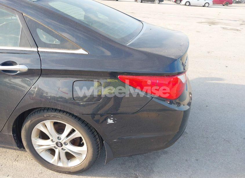 Photo 6 of 2013 Hyundai Sonata LIMITED (VIN 5NPEC4AC4DH649516)