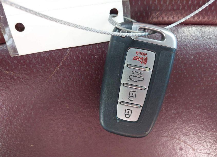 Photo 11 of 2013 Hyundai Sonata LIMITED (VIN 5NPEC4AC4DH650844)