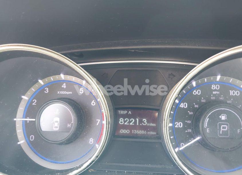 Photo 7 of 2013 Hyundai Sonata SE (VIN 5NPEC4AC4DH654506)