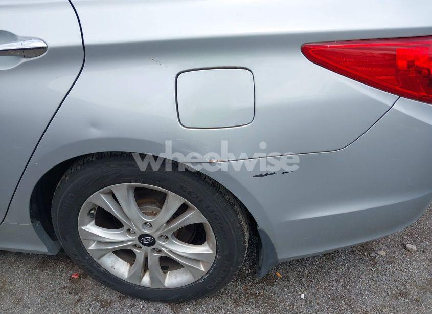 Photo 6 of 2013 Hyundai Sonata LIMITED (VIN 5NPEC4AC4DH670897)