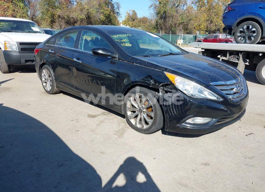 2013 Hyundai Sonata SE (VIN 5NPEC4AC4DH684640) main photo