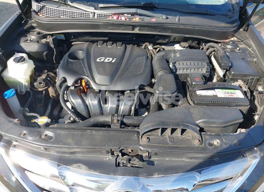 Photo 10 of 2013 Hyundai Sonata SE (VIN 5NPEC4AC4DH684640)