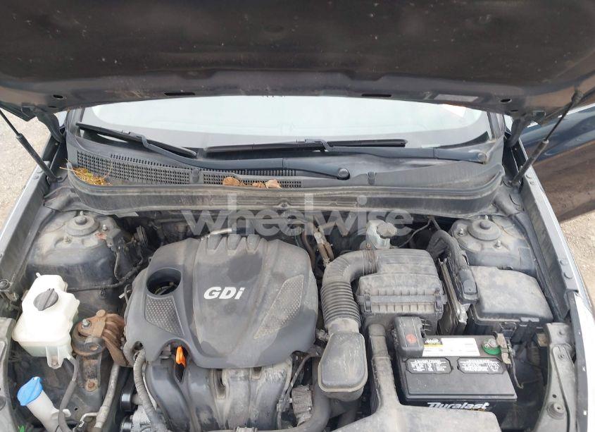 Photo 10 of 2013 Hyundai Sonata SE (VIN 5NPEC4AC4DH694343)