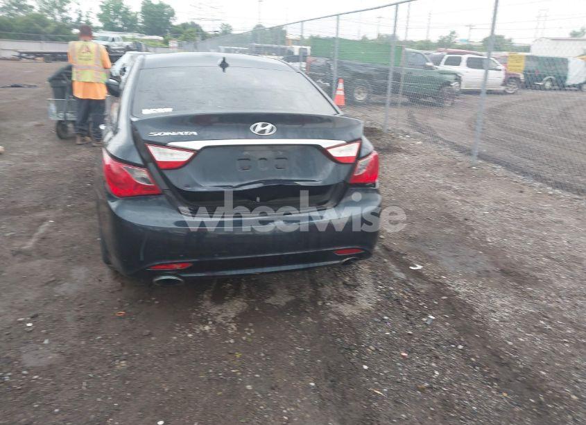 Photo 17 of 2013 Hyundai Sonata SE (VIN 5NPEC4AC4DH694343)
