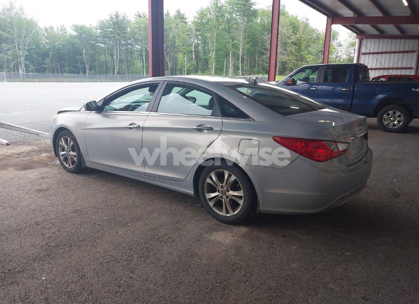 Photo 3 of 2013 Hyundai Sonata LIMITED (VIN 5NPEC4AC4DH719032)