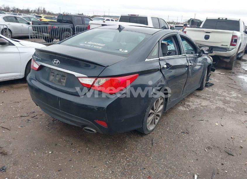 Photo 4 of 2014 Hyundai Sonata SE (VIN 5NPEC4AC4EH850978)
