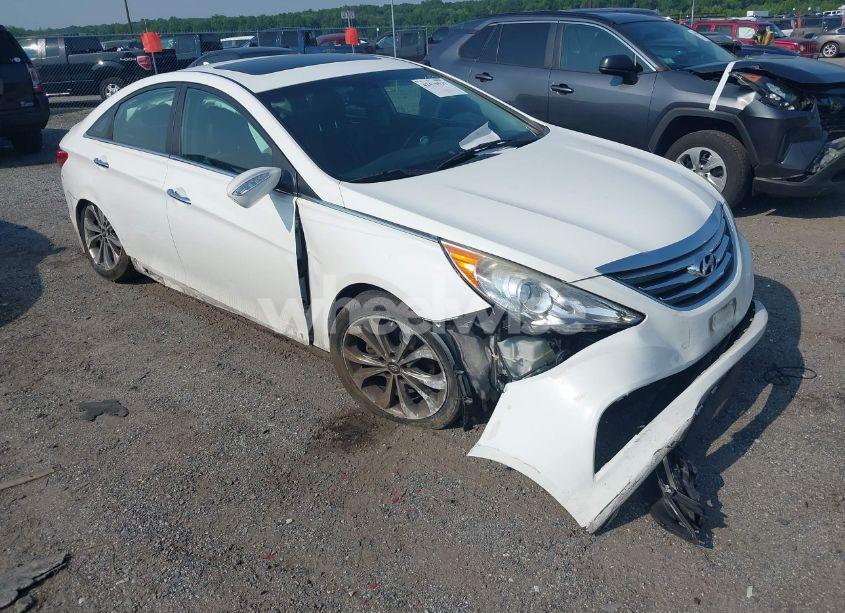 2014 Hyundai Sonata SE (VIN 5NPEC4AC4EH895015) main photo