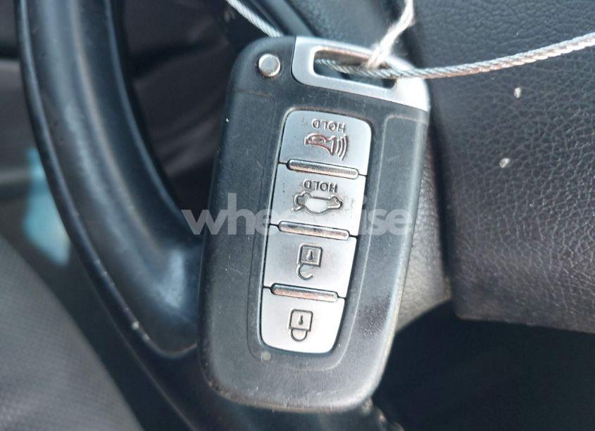 Photo 11 of 2014 Hyundai Sonata SE (VIN 5NPEC4AC4EH895015)
