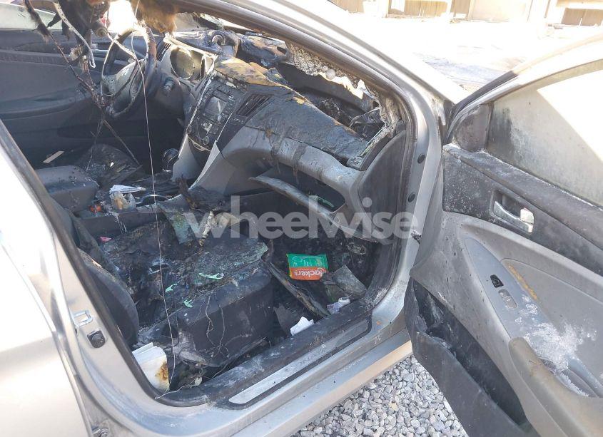 Photo 5 of 2014 Hyundai Sonata LIMITED (VIN 5NPEC4AC4EH910340)