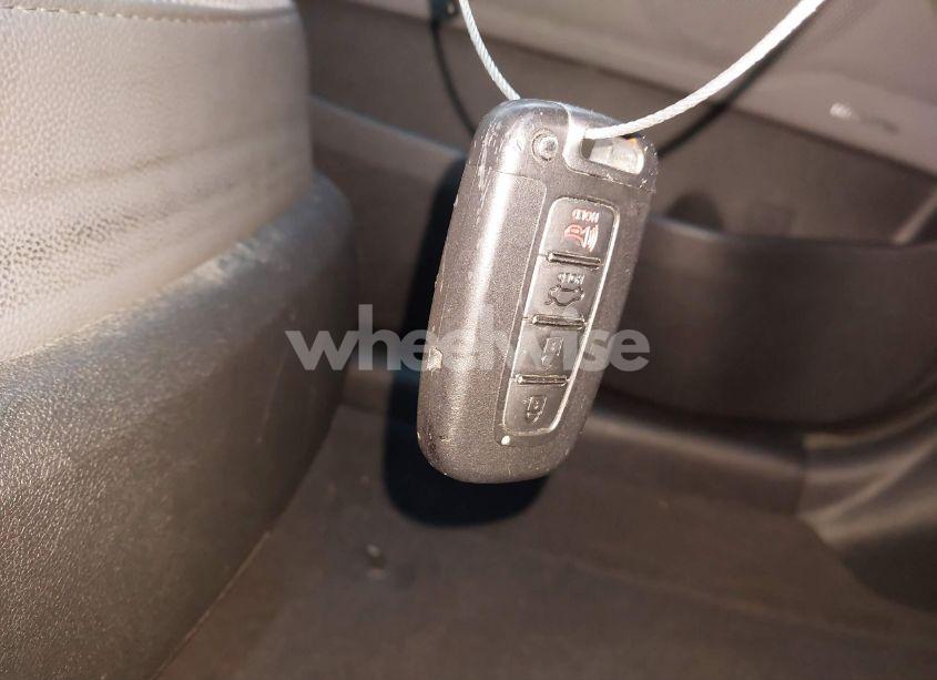 Photo 11 of 2014 Hyundai Sonata SE (VIN 5NPEC4AC4EH924335)