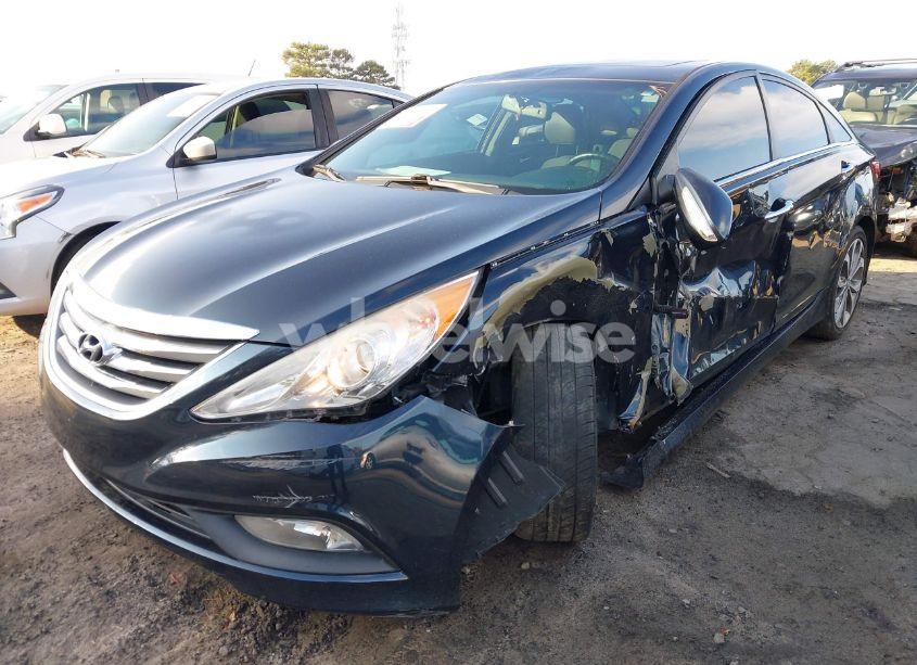 Photo 6 of 2014 Hyundai Sonata SE (VIN 5NPEC4AC4EH924335)