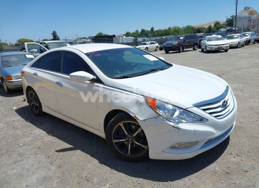 2014 Hyundai Sonata SE (VIN 5NPEC4AC4EH924447) main photo