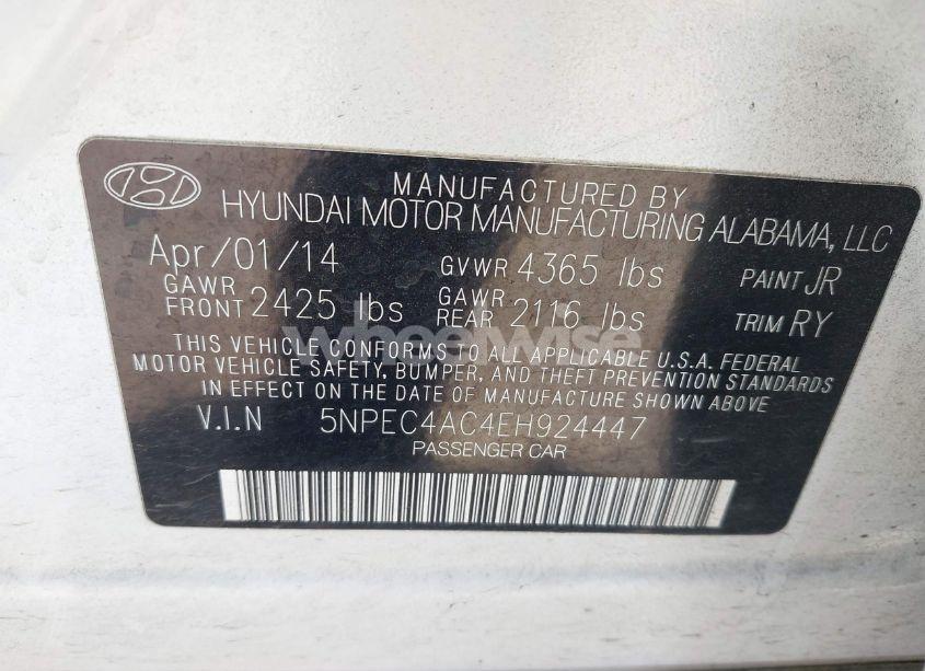 Photo 9 of 2014 Hyundai Sonata SE (VIN 5NPEC4AC4EH924447)