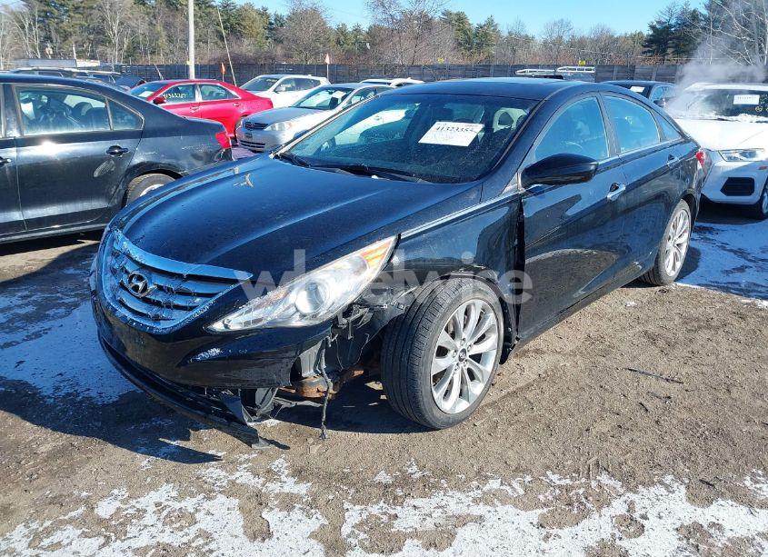 Photo 2 of 2011 Hyundai Sonata SE (VIN 5NPEC4AC5BH027388)