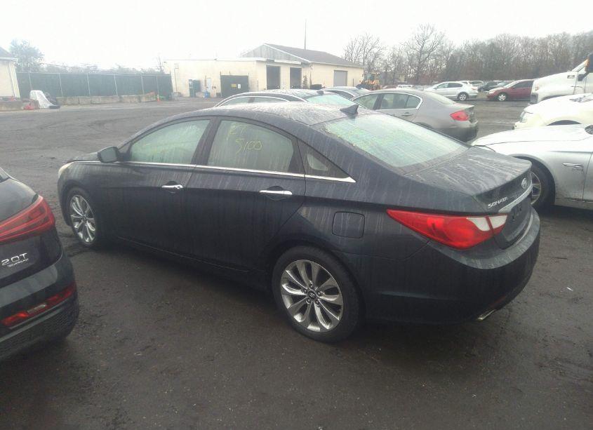 Photo 3 of 2011 Hyundai Sonata SE (VIN 5NPEC4AC5BH038200)