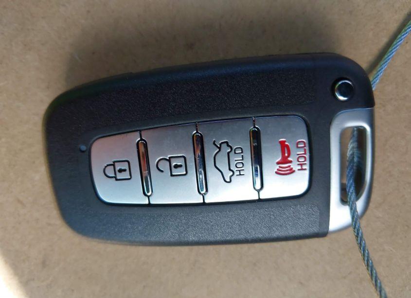 Photo 11 of 2011 Hyundai Sonata SE (VIN 5NPEC4AC5BH039380)