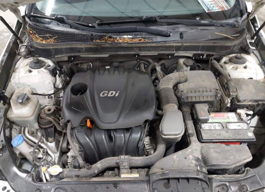 Photo 10 of 2011 Hyundai Sonata SE (VIN 5NPEC4AC5BH074615)