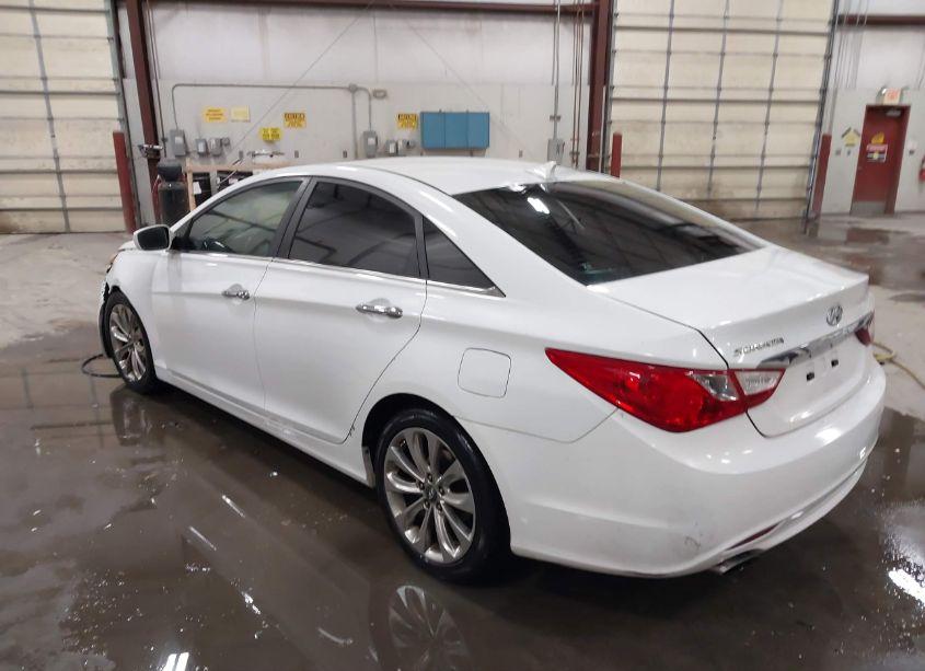 Photo 3 of 2011 Hyundai Sonata SE (VIN 5NPEC4AC5BH074615)