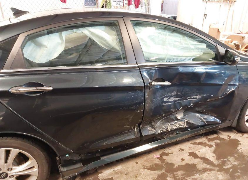 Photo 13 of 2011 Hyundai Sonata LIMITED (VIN 5NPEC4AC5BH131492)