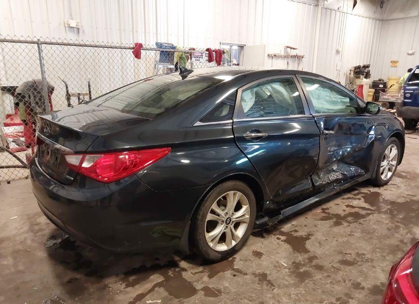 Photo 4 of 2011 Hyundai Sonata LIMITED (VIN 5NPEC4AC5BH131492)