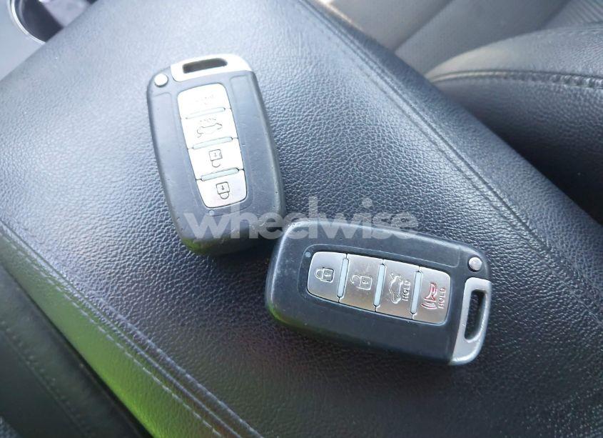 Photo 11 of 2011 Hyundai Sonata SE (VIN 5NPEC4AC5BH154206)