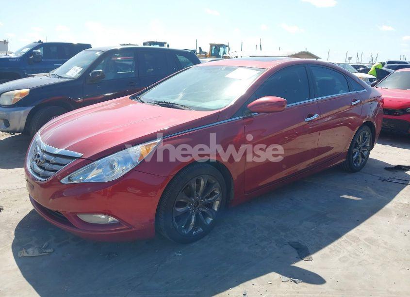 Photo 2 of 2011 Hyundai Sonata SE (VIN 5NPEC4AC5BH154206)