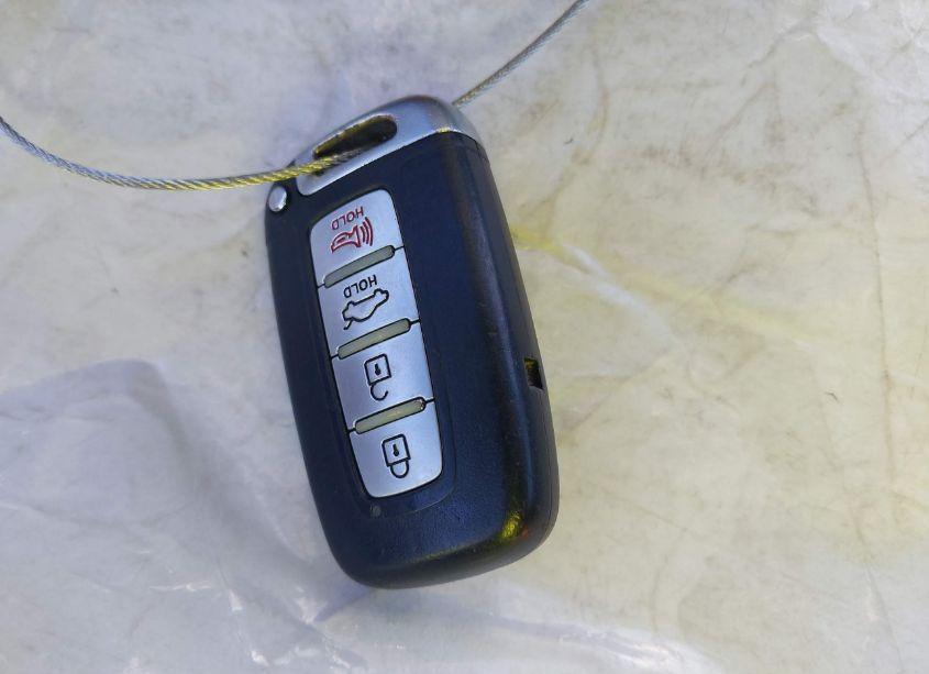 Photo 11 of 2011 Hyundai Sonata LIMITED (VIN 5NPEC4AC5BH218387)