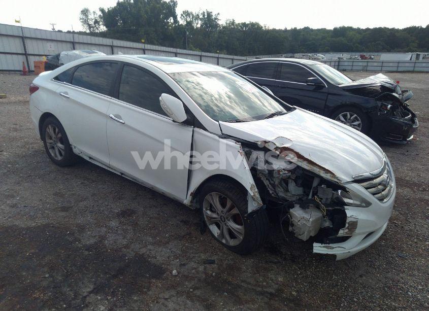 2011 Hyundai Sonata LIMITED (VIN 5NPEC4AC5BH220303) main photo