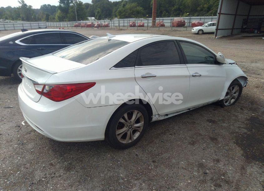 Photo 4 of 2011 Hyundai Sonata LIMITED (VIN 5NPEC4AC5BH220303)