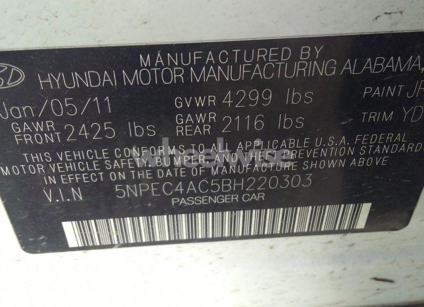 Photo 9 of 2011 Hyundai Sonata LIMITED (VIN 5NPEC4AC5BH220303)