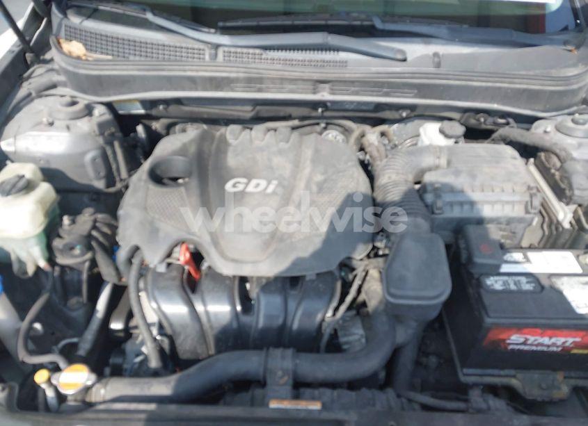 Photo 10 of 2011 Hyundai Sonata SE (VIN 5NPEC4AC5BH238011)