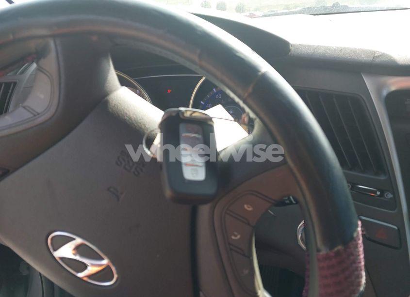 Photo 11 of 2011 Hyundai Sonata SE (VIN 5NPEC4AC5BH238011)