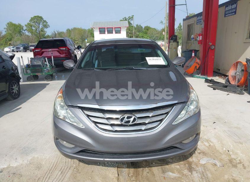 Photo 12 of 2011 Hyundai Sonata SE (VIN 5NPEC4AC5BH238011)
