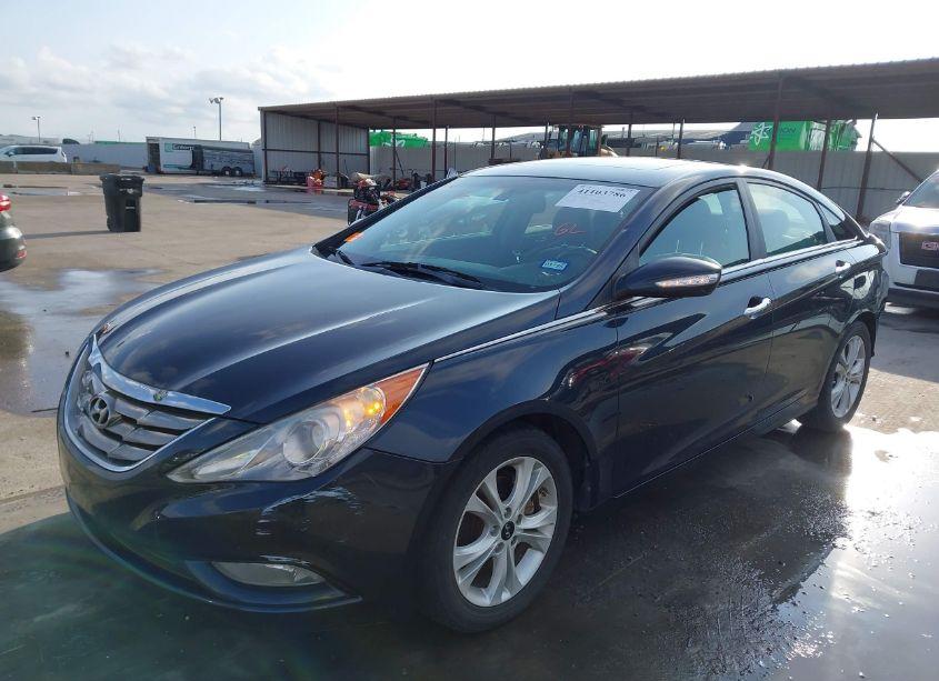 Photo 2 of 2011 Hyundai Sonata LIMITED (VIN 5NPEC4AC5BH240065)