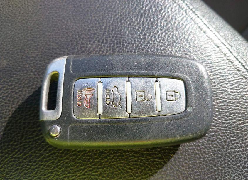 Photo 11 of 2011 Hyundai Sonata LIMITED (VIN 5NPEC4AC5BH240762)