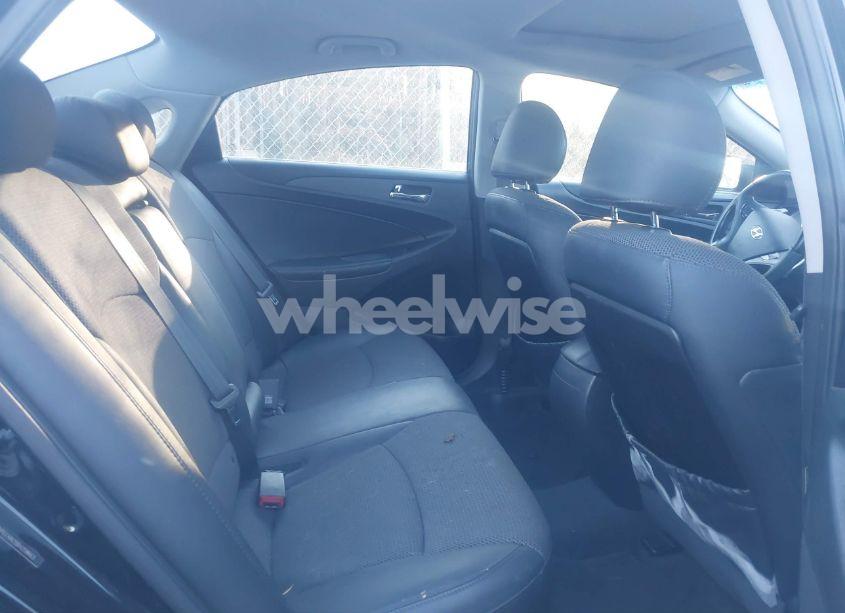 Photo 8 of 2011 Hyundai Sonata SE (VIN 5NPEC4AC5BH258663)