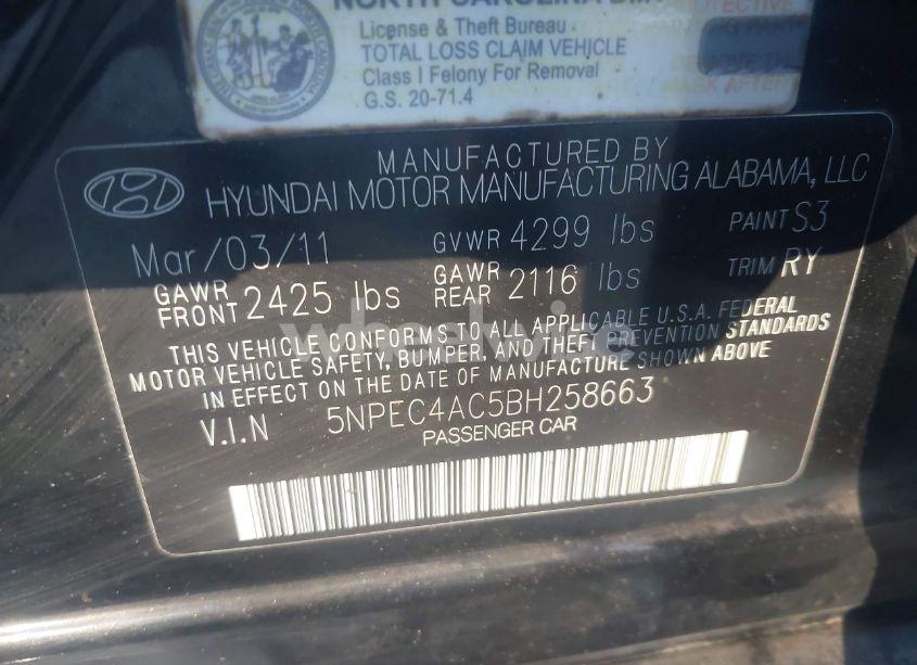 Photo 9 of 2011 Hyundai Sonata SE (VIN 5NPEC4AC5BH258663)