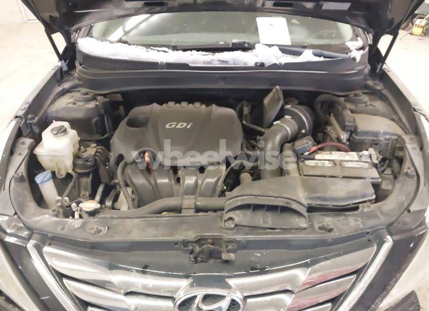 Photo 10 of 2011 Hyundai Sonata SE (VIN 5NPEC4AC5BH278458)