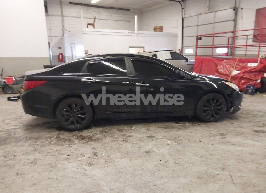 Photo 14 of 2011 Hyundai Sonata SE (VIN 5NPEC4AC5BH278458)