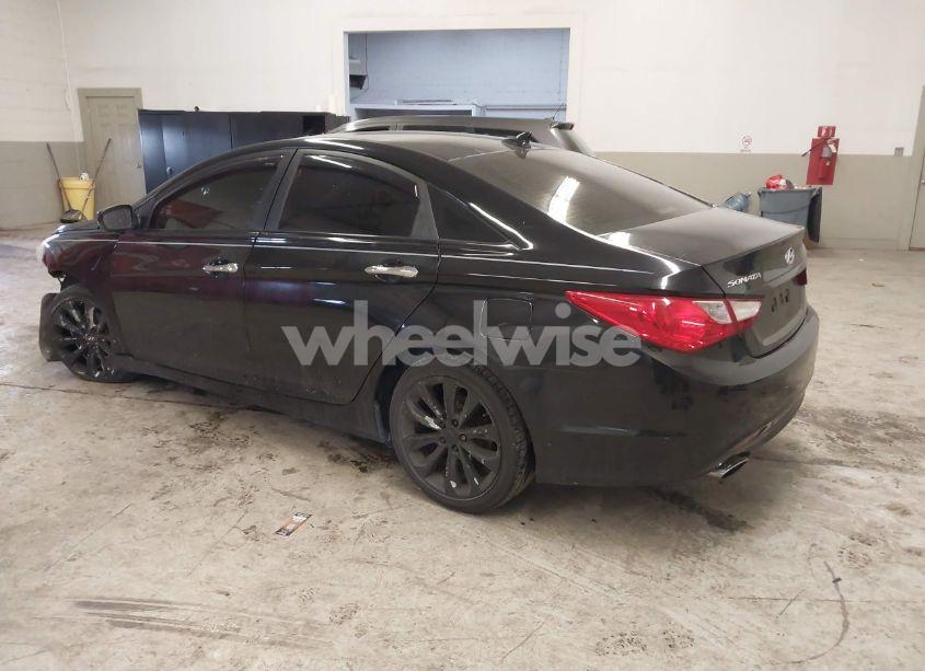 Photo 3 of 2011 Hyundai Sonata SE (VIN 5NPEC4AC5BH278458)