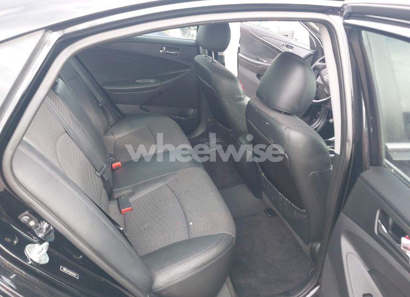 Photo 8 of 2011 Hyundai Sonata SE (VIN 5NPEC4AC5BH305917)