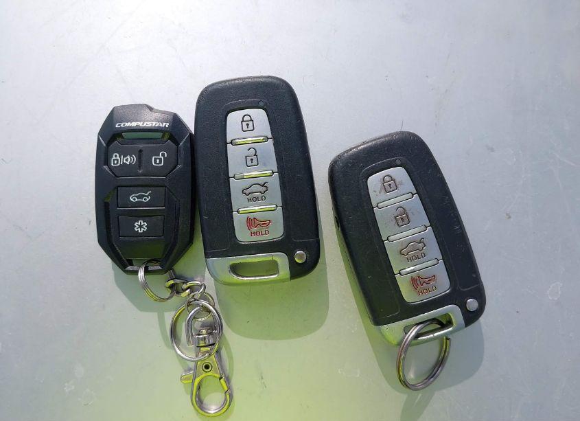 Photo 11 of 2012 Hyundai Sonata LIMITED (VIN 5NPEC4AC5CH349787)