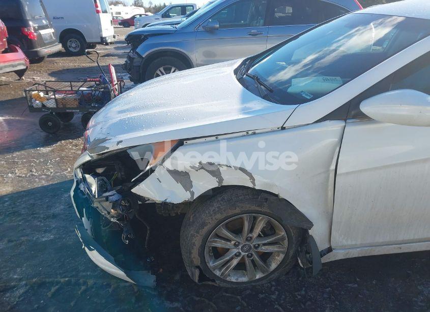 Photo 6 of 2012 Hyundai Sonata SE (VIN 5NPEC4AC5CH413066)