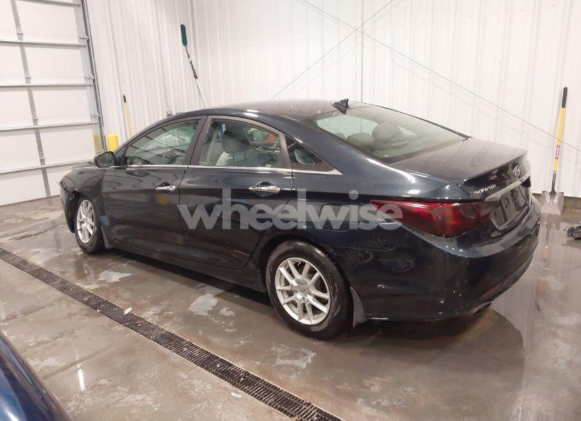 Photo 3 of 2012 Hyundai Sonata SE (VIN 5NPEC4AC5CH421765)