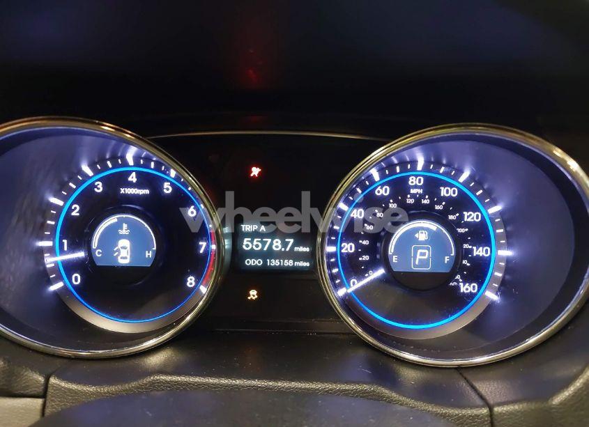 Photo 7 of 2012 Hyundai Sonata SE (VIN 5NPEC4AC5CH426271)