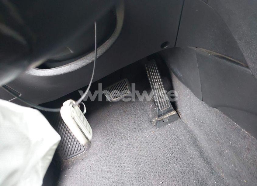 Photo 11 of 2013 Hyundai Sonata SE (VIN 5NPEC4AC5DH515095)