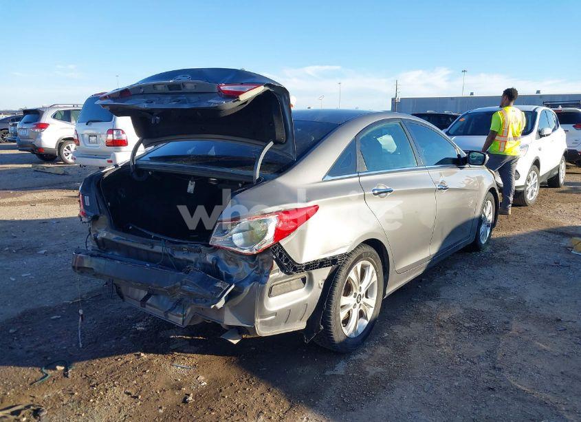 Photo 4 of 2013 Hyundai Sonata LIMITED (VIN 5NPEC4AC5DH520510)